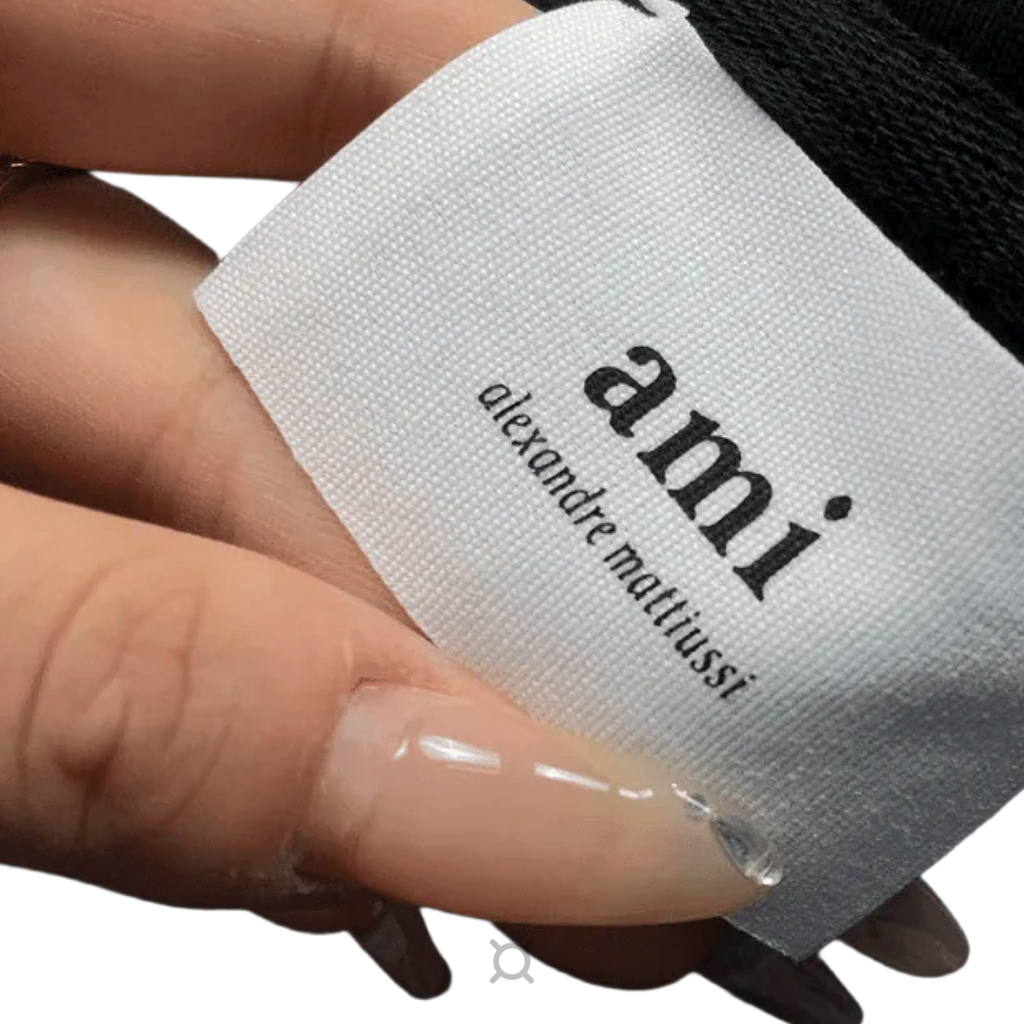 VAULT - AMi Zip-up Hoodie (black)